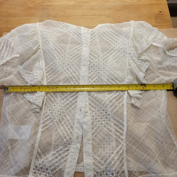 Lace Ruffle Blouse - Picture 5 of 6